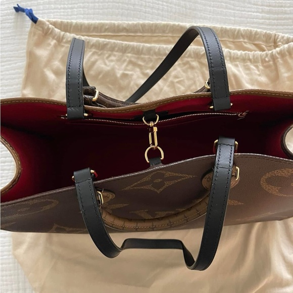 Louis Vuitton Monogram Tote Bag - Picture 8 of 13